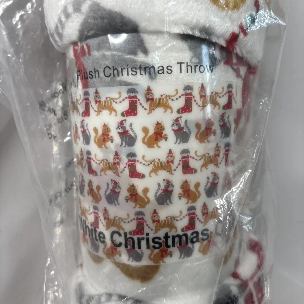 Plush Christmas Throw White Christmas Cat Stocking Blanket White OS NEW‎